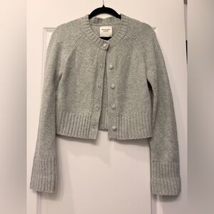 Abercrombie & Fitch Light Gray Women's Cardigan